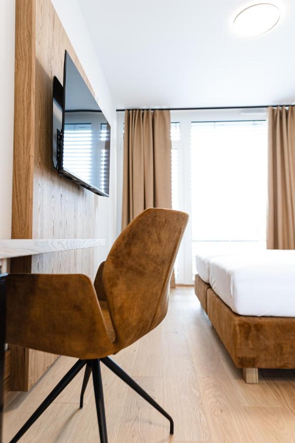 Boardinghouse Plattling Aparthotel Bagian luar foto