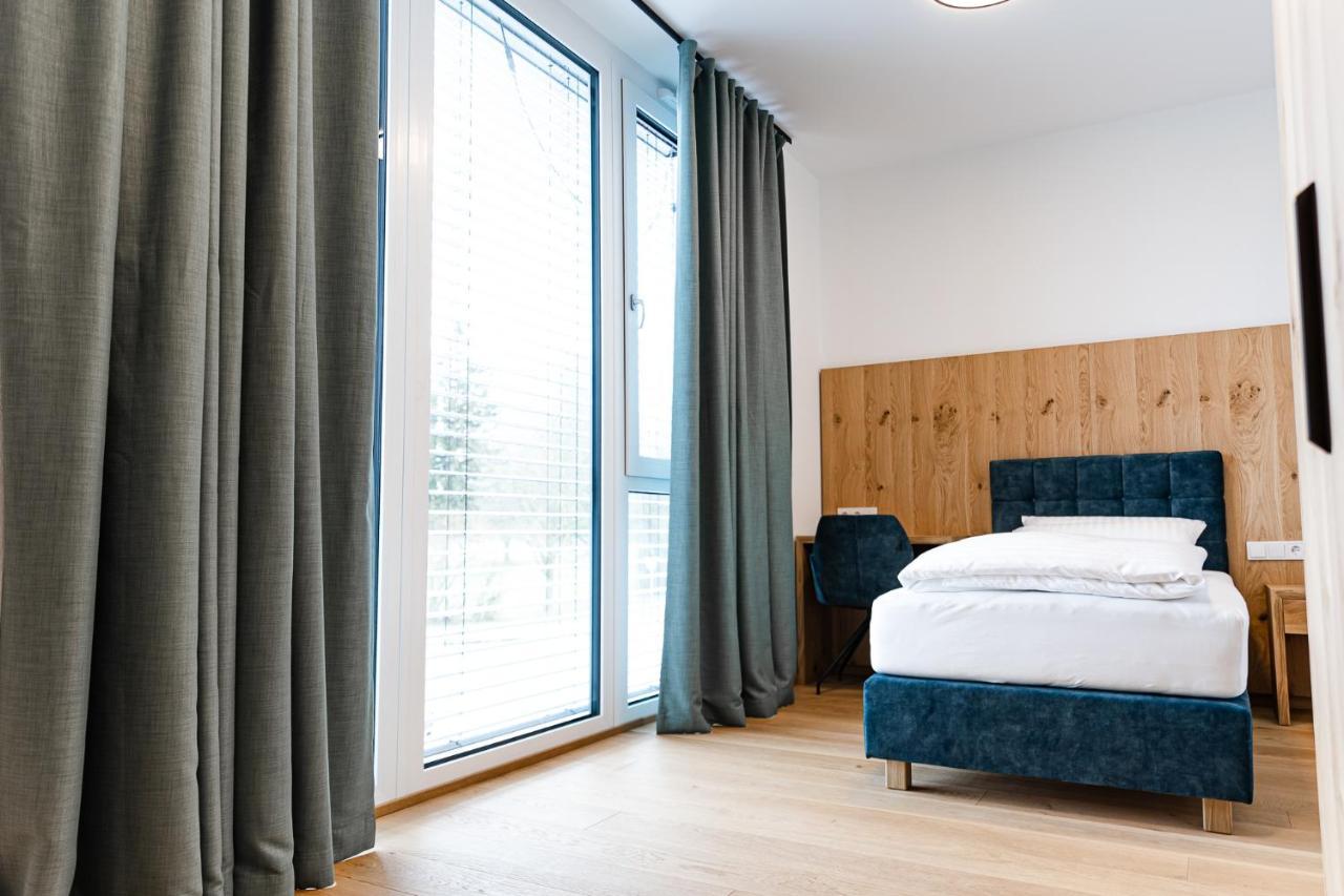 Boardinghouse Plattling Aparthotel Bagian luar foto